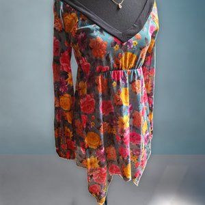 Summer Floral Dress Sweetheart Neckline, Sun Silhouette LARGE